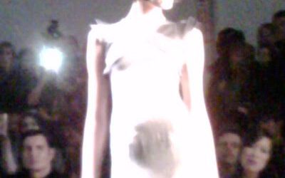 Toni Francesc Show: An Alien Beauty