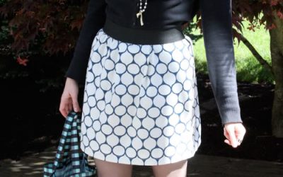 DIY: Pillowcase to Elastic-Band Skirt Makeover