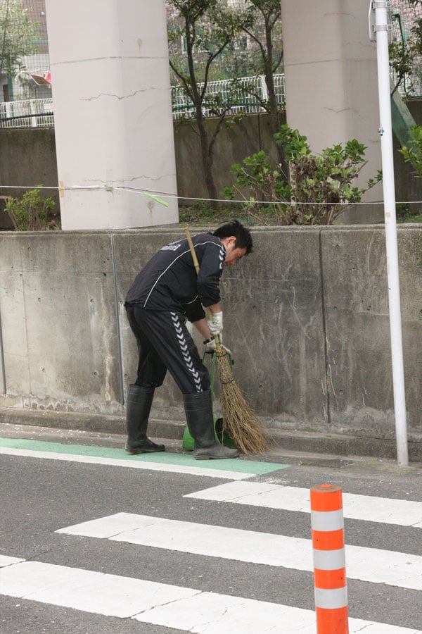 sweeping2
