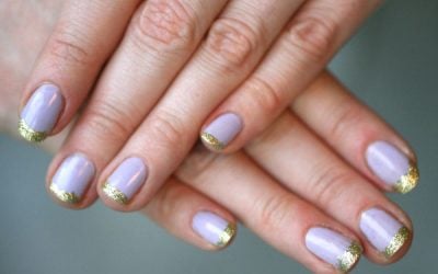 Instant Chipped Manicure Fix! Extend the Life of Any Mani With Glittery Tips