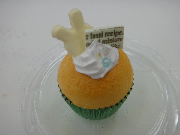 13.claycupcakeimade