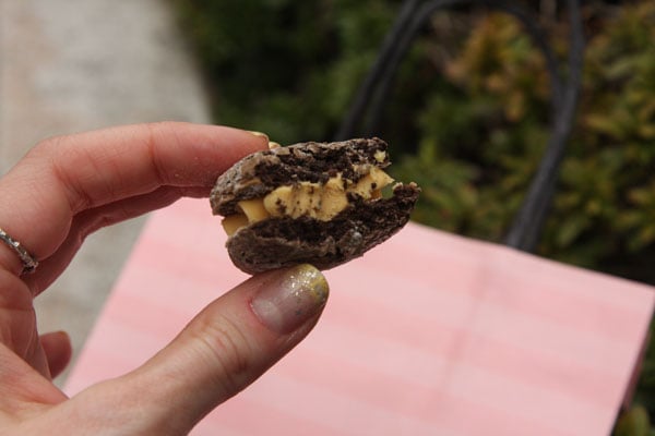42.creamfilledmacaron