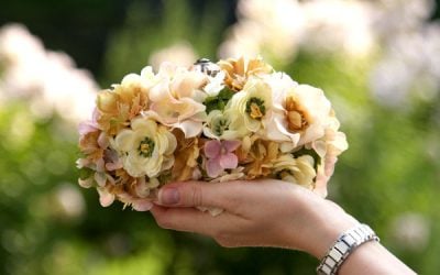 DIY Flowered “Snackcessory” Box Clutch
