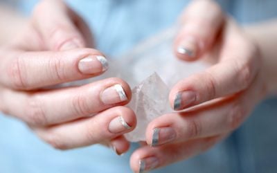 DIY Metallic-Tipped Nail Art: How to Extend the Life Of Any Manicure 2