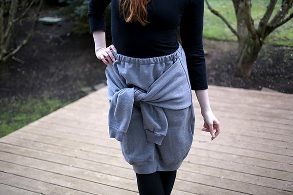 z.diysweatshirtsleeveskirt_done3